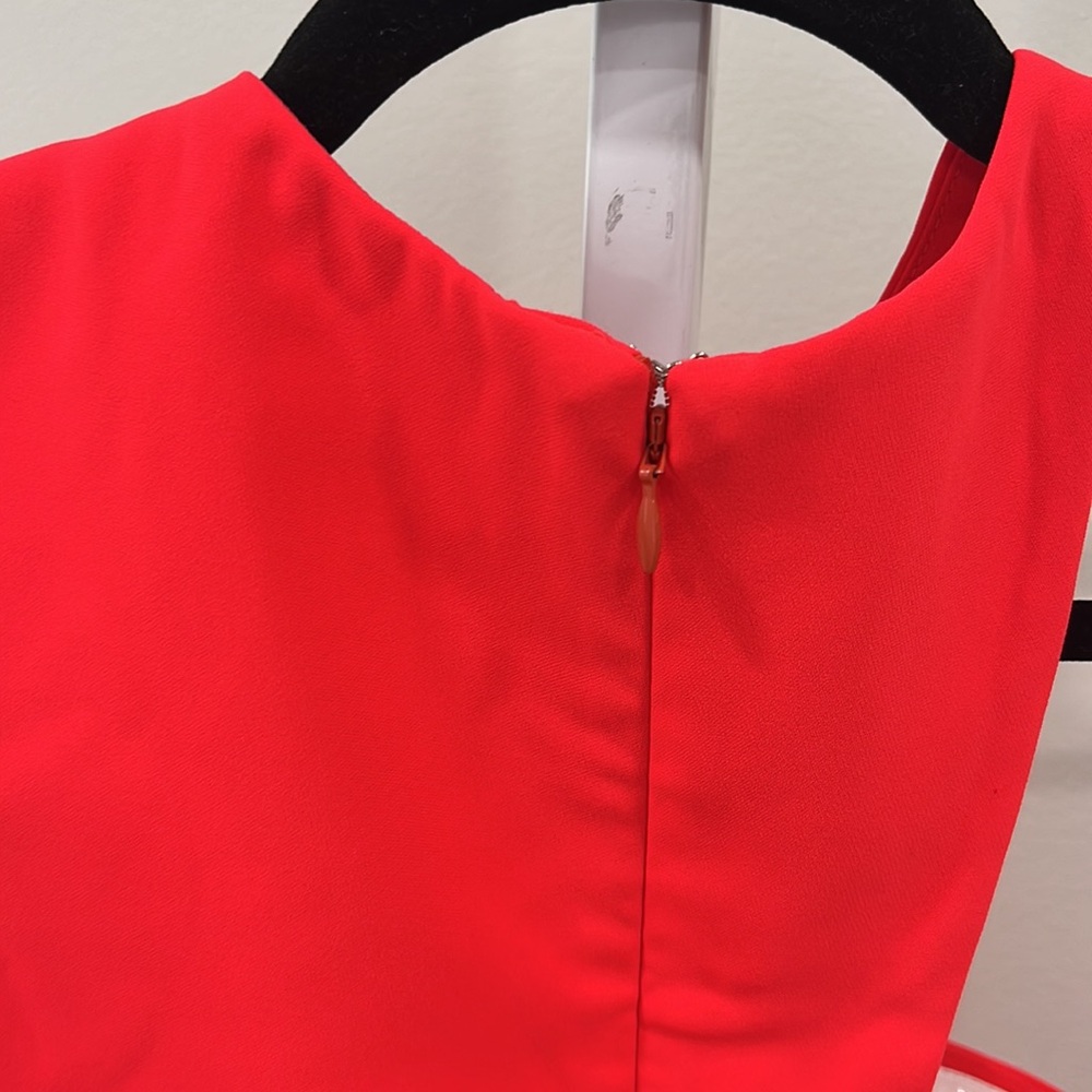 Amanda Uprichard x REVOLVE Gilda Gown in Crimson - Picture 8 of 10